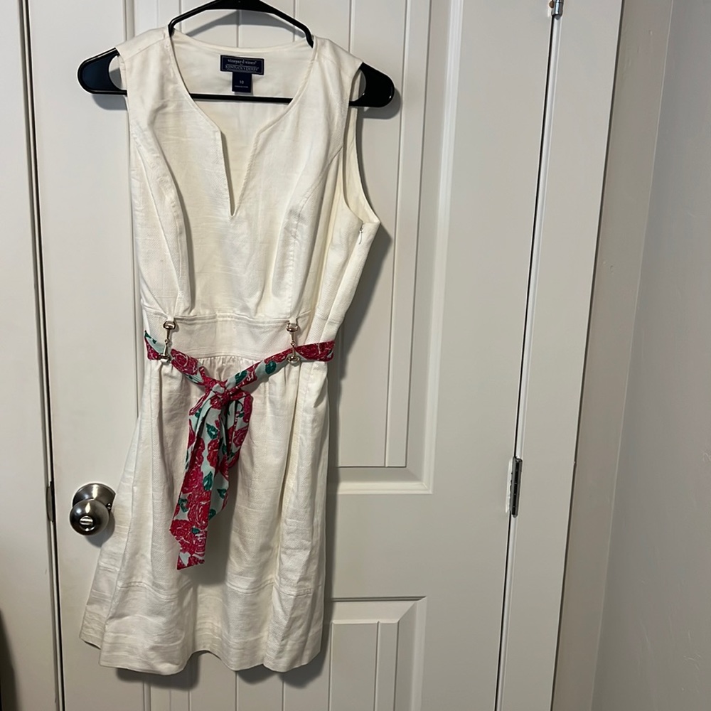 White vineyard vines dress